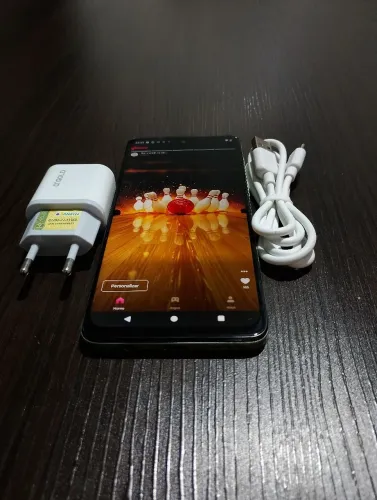 Motorola G54 novinho sem nenhum arranhado 256 Gigas de memória.