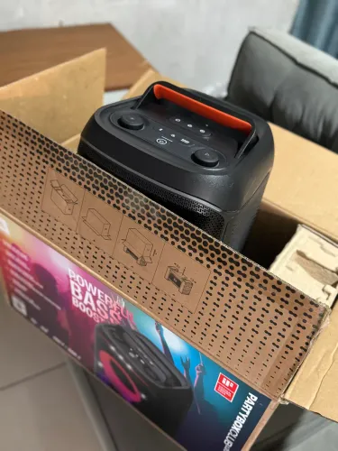 Caixa JBL Partybox