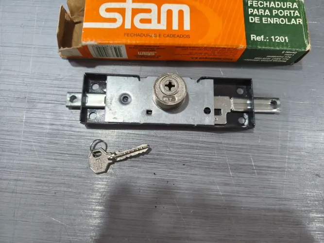 Fechadura para Porta de enrolar NOVA