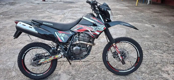 Honda tornado, motor com muita força, moto linda!