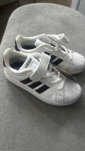 Tênis Adidas Novo