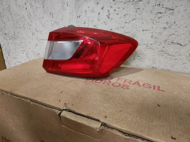 Lanterna direita Cruze 17/21 ORIGINAL 