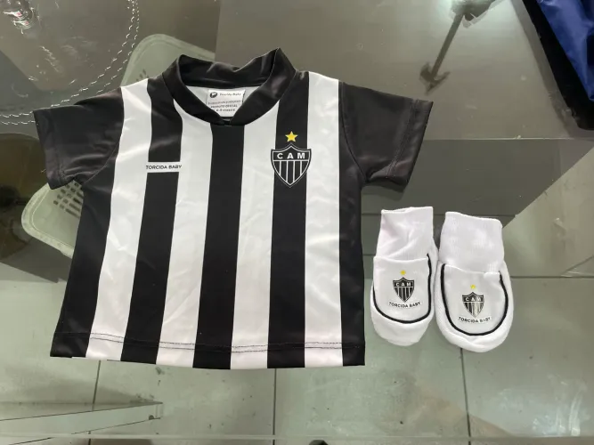 Conjunto Camisa de Time e Meia Atlético Mineiro