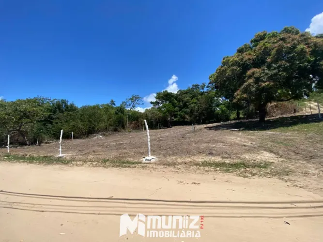 Locação de Terreno no Loteamento Candeal (Região do Santa Maria/Aloque)