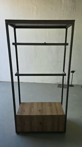 Estante de Ferro com Gavetão