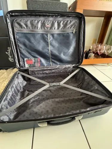 Mala Grande com Zíper Antifurto e Cadeado TSA