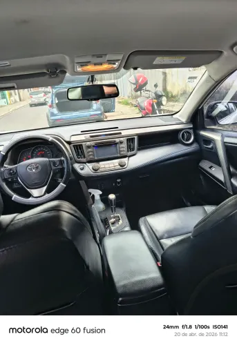 Toyota RAV4 2.0 4X4 16V Aut. 2013