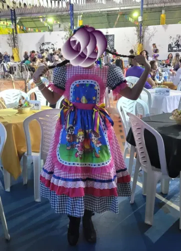 Vestido junino tamanho 10 anos