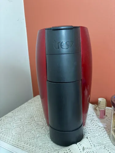 Cafeteira três corações
