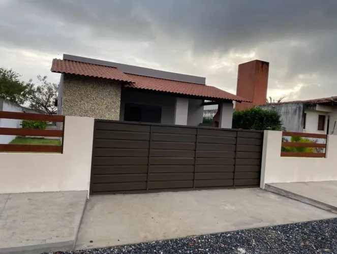 Casa com 3 dormitórios à venda, 240 m² por R$ 700.000 - Greenville Residence - Cruz do Esp