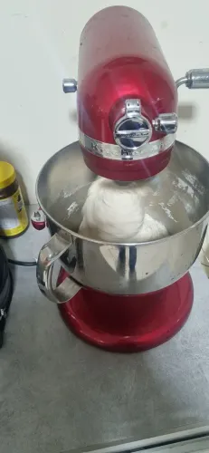 Vendo Batedeira kitchenaid semi nova Bow lift