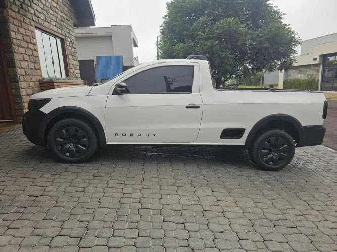 Volkswagen Saveiro Robust 1.6 Total Flex 16V 2024