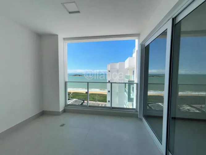 Apartamento 3 quartos, 2 vagas de garagem, Praia de Itaparica.