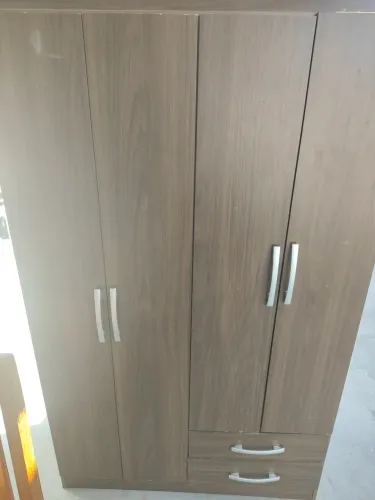 Guardas roupas solteiro