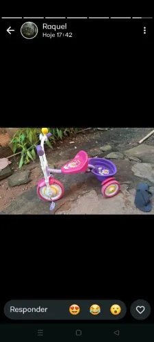 Vende-se triciclo infantil feminina 