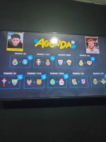 TV 32 nao e smart semi novo pouco tempo de uso