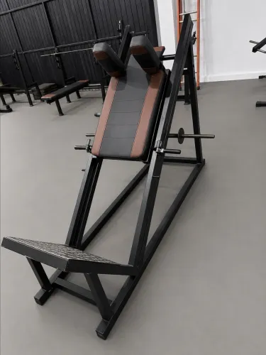 Rack machine