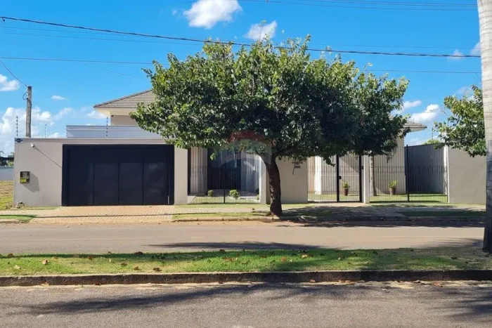 Casa Alto Padrão 4 Quartos com Piscina e Área Gourmet Integrada em Lucas do Rio Verde, 257