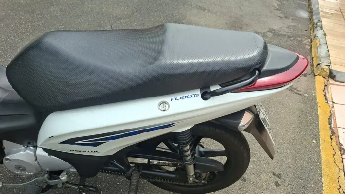 Vendo biz 125cc 2014