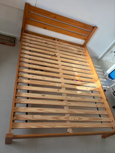 Cama de casal Tok&Stok