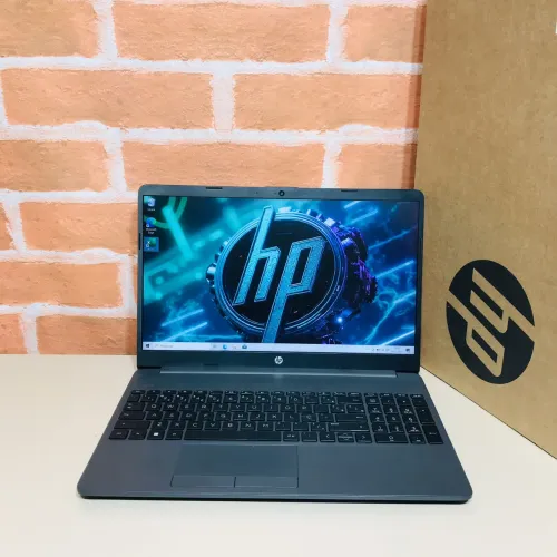 Notebook HP i3 de 12ª Geração/ Ram 8GB/ Ssd 256GB/ Placa Intel Graphics 4GB