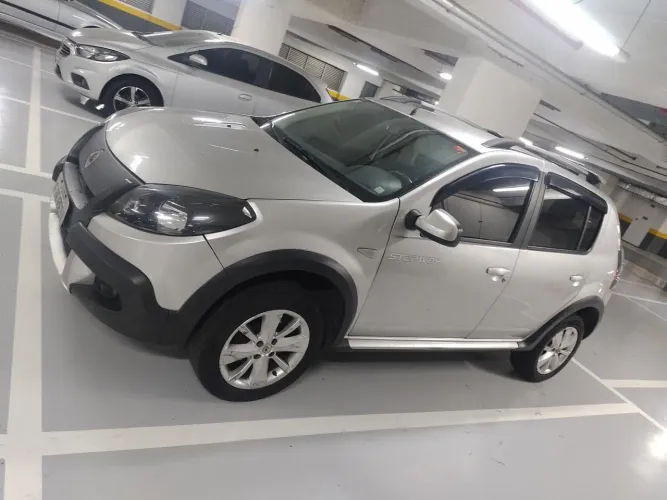 Renault Sandero Stepway Hi-power 1.6 8V 5P 2014