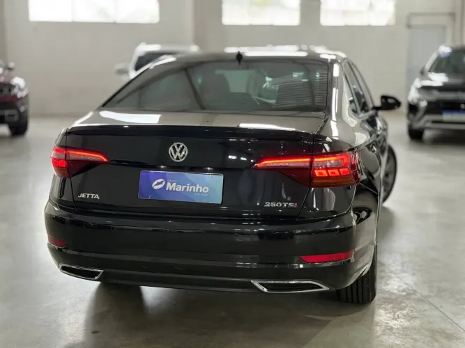 Volkswagen Jetta R-line 250 TSI 1.4 Flex 16V Aut. 2018