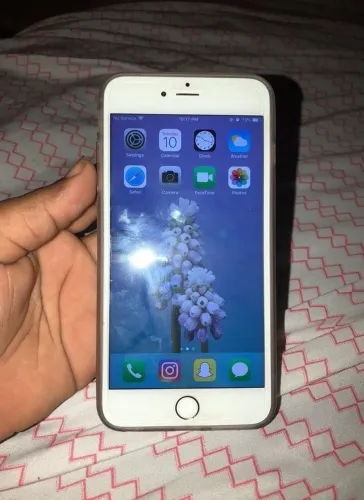 iPhone 8 Plus