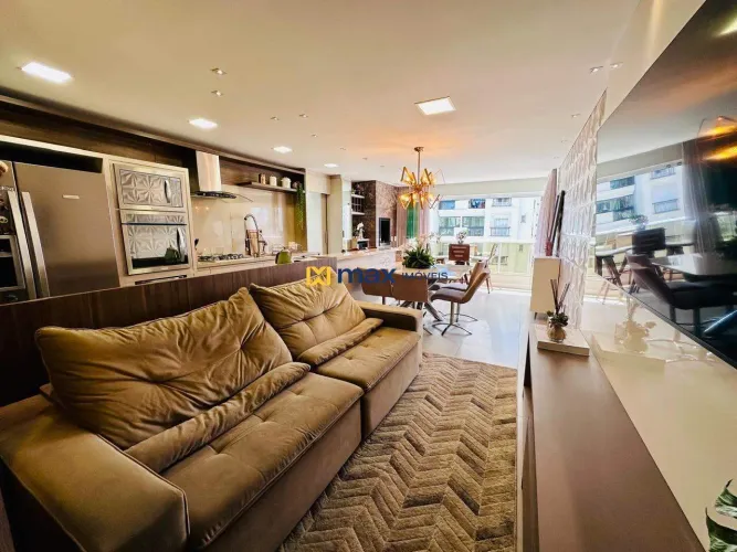 Apartamento mobiliado com 2 quartos (1 suíte) à venda no bairro Fazenda em Itajaí
