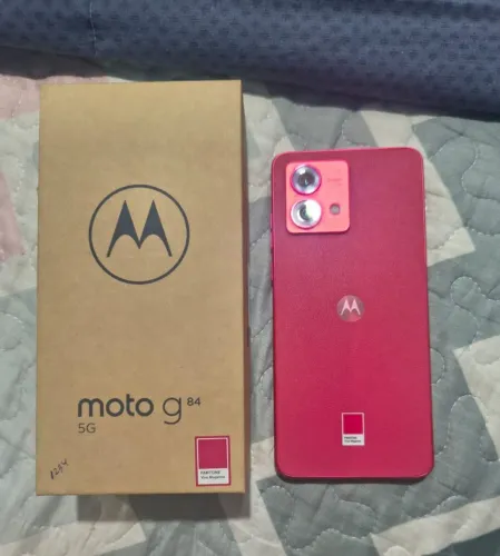 Motorola G84 5G - 256gb memória
