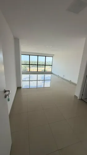 Escritório para aluguel possui 37 metros quadrados em Renascença - São Luís - MA