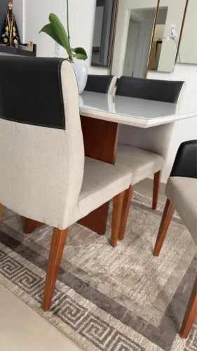Mesa Jantar 6 lugares com 5 cadeiras