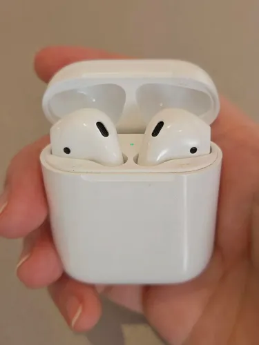 Airpods 1 Apple