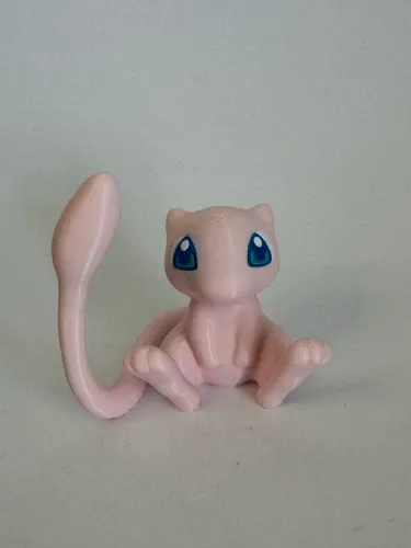 mew Pokémon usado em ótimo estado conforme as fotos