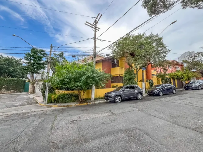 Casa de vila para venda em Vila Elvira com 3 quartos, sendo 1 suíte, 150m²