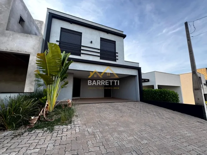 Casa à venda no Reserva das Paineiras com 233m², 3 suítes, 5 banheiros, quintal e 4 vagas