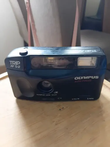 Raridade vendo uma máquina olympus trip AF S-2