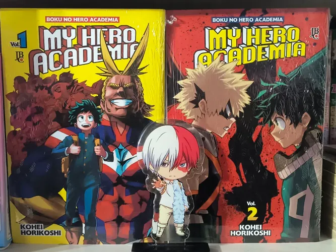 Mangás My Hero Academia 1 e 2 Lacrados + Acrílico Todoroki - Editora JBC, Shounen