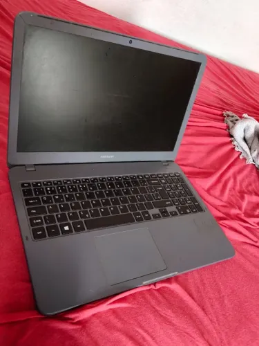 Notebook samsung i5 oitava geracao(leia a descricao)