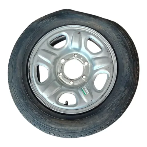 Roda aro 16 S10. Pneu careca