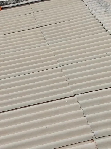 Manutenção telhados encanação de água limpeza de lote e diversas e serviços