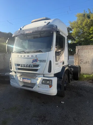 Iveco Cursor 330