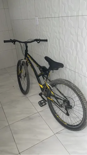 Bike Caloi aro 26 Preta