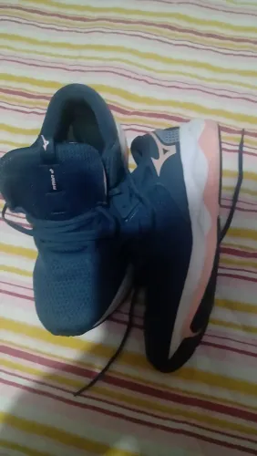 Vendo tênis Mizuno feminino 