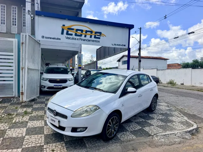 Fiat Bravo Essence 1.8 Flex 16V 5P 2014