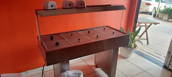 BALCÃO DE SELF SERVICE