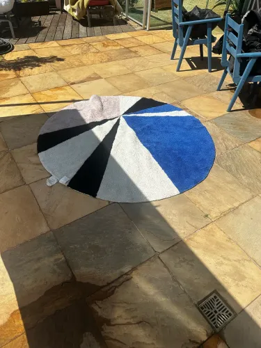 ? TAPETE REDONDO DE ALGODÃO ? 1,60 m | DESIGN GEOMÉTRICO | PRATICAMENTE NOVO ? R$ 450