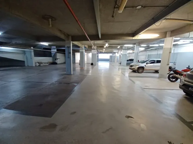 Subsolo 750m² (25 vagas) p/ locação  Estoril  Av. Mário Werneck, 26