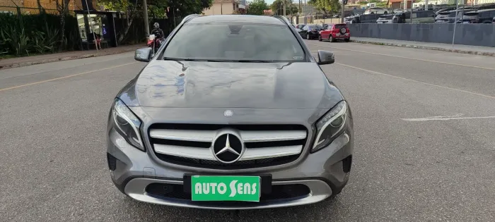 Mercedes-Benz GLA 200 Adv. 1.6/1.6 TB 16V Flex Aut. 2016