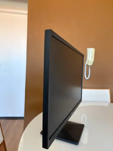Monitor LG 24'' 75hz  - sem defeitos ou dead pixel 